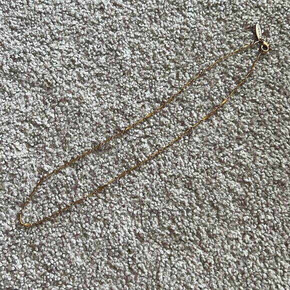 Lenora Dame Gold Chain - Picture 1 of 3